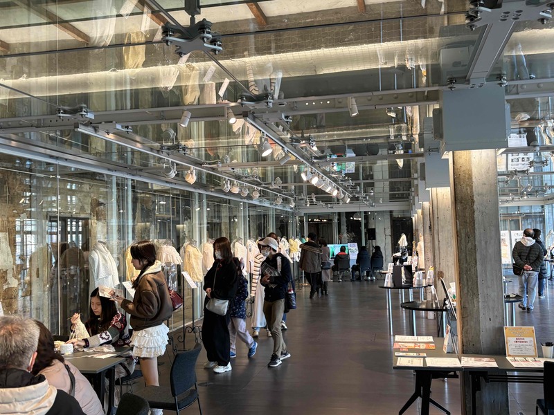 第5次富冈丝绸手工编织编织展会场风景